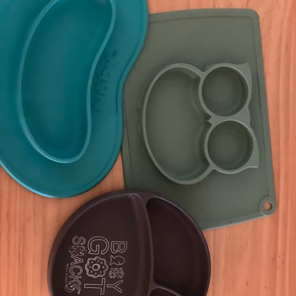 Set of three silicone baby plates. Bella tunno wonder plate, nuby brand - Picture 2 of 3